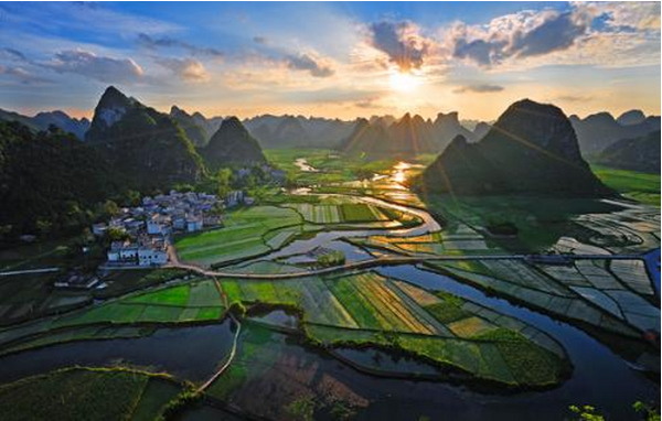 ˮ�o(h��)��G�@ �R���R����ˮ�������g(sh��)��̤�㡱�r(n��ng)���Ժ