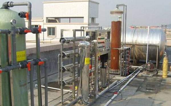 ����ˮ���B͸�O��Ĺ���ԭ����ʲô