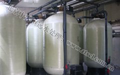 ���B͸ĤԪ�����x����ϴ��ʽ�����E