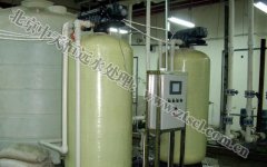 村民在感慨“五水共治”并積極建言獻(xiàn)策 村民在感慨“五水共治”并積極建言獻(xiàn)策