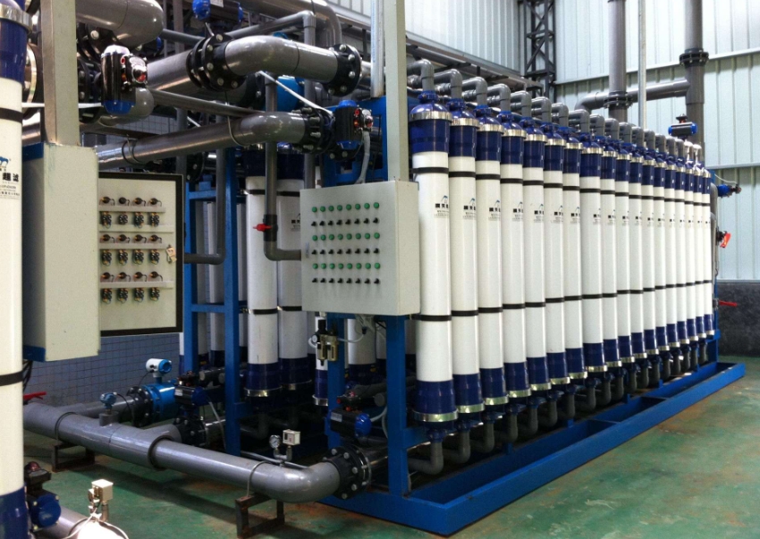 ���B͸�O��