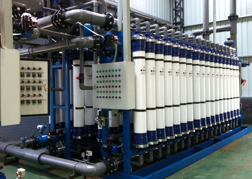 ���B͸�O��